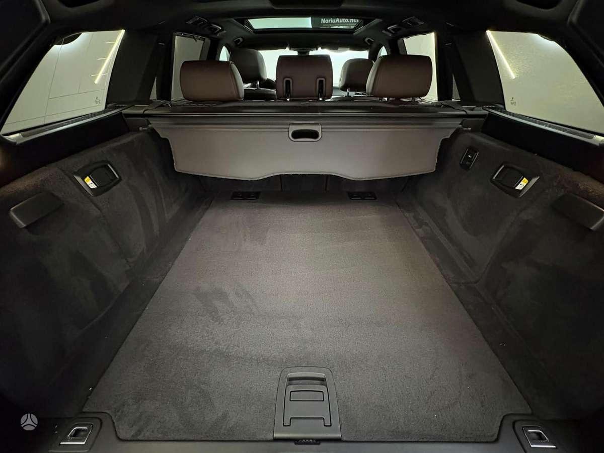 BMW 530, 3.0 l., wagon