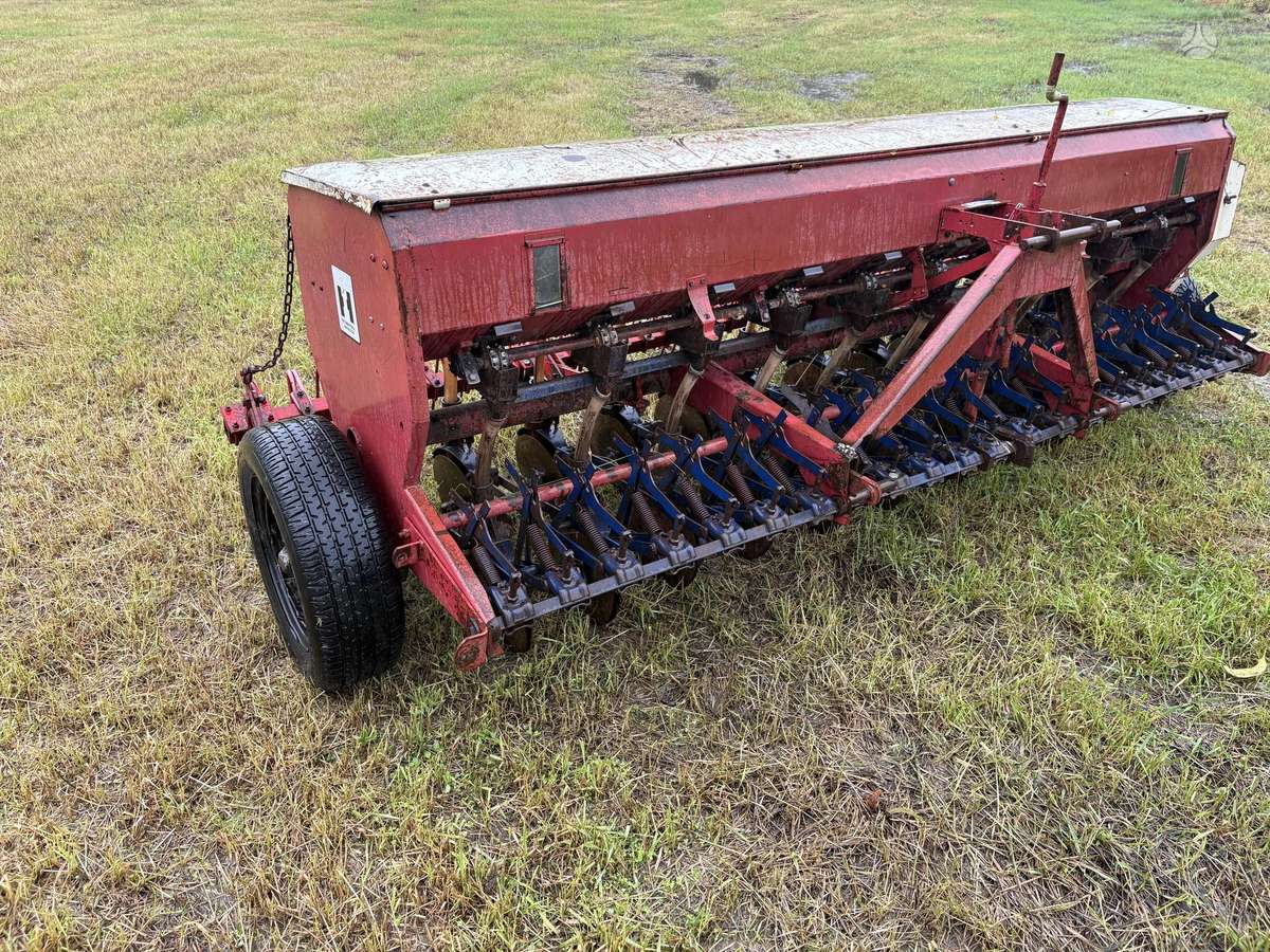 Internacional 2,7m, seeders, planters