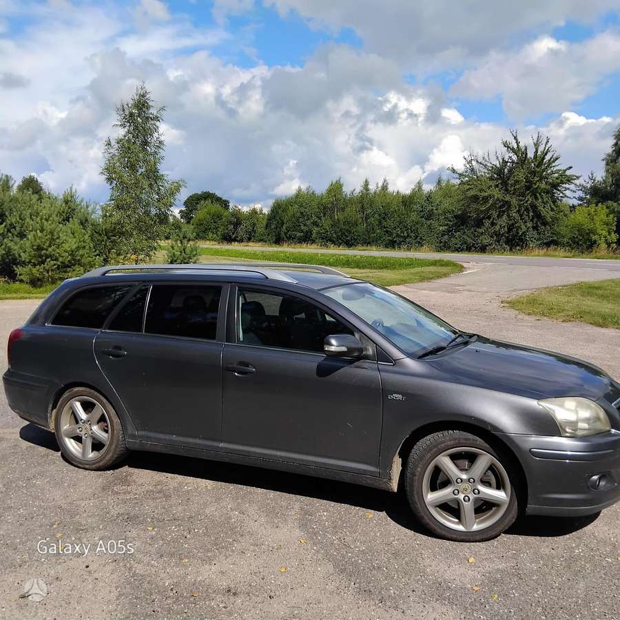 Toyota Avensis, 2.2 l., Универсал