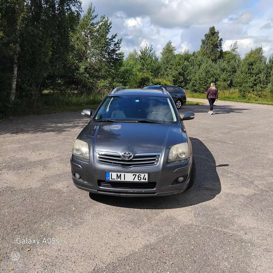 Toyota Avensis, 2.2 l., Универсал