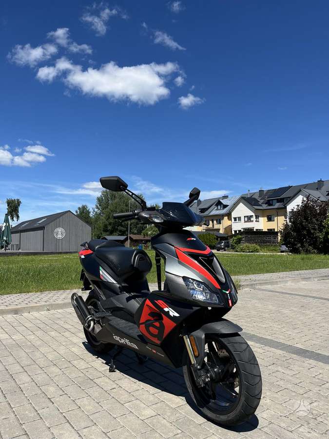 Aprilia SR 49cc, scooters / mopeds