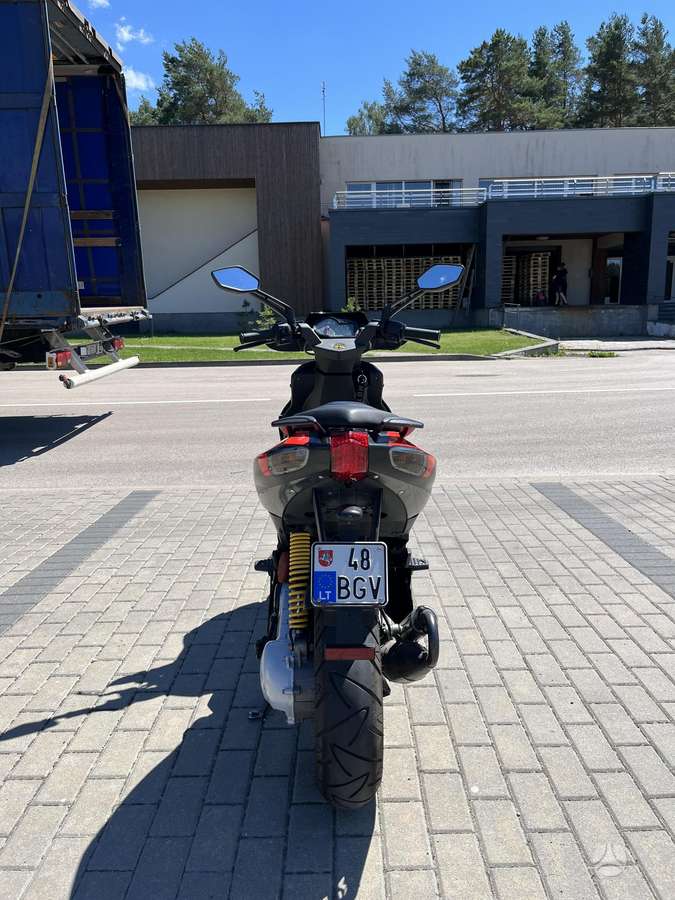 Aprilia SR 49cc, scooters / mopeds