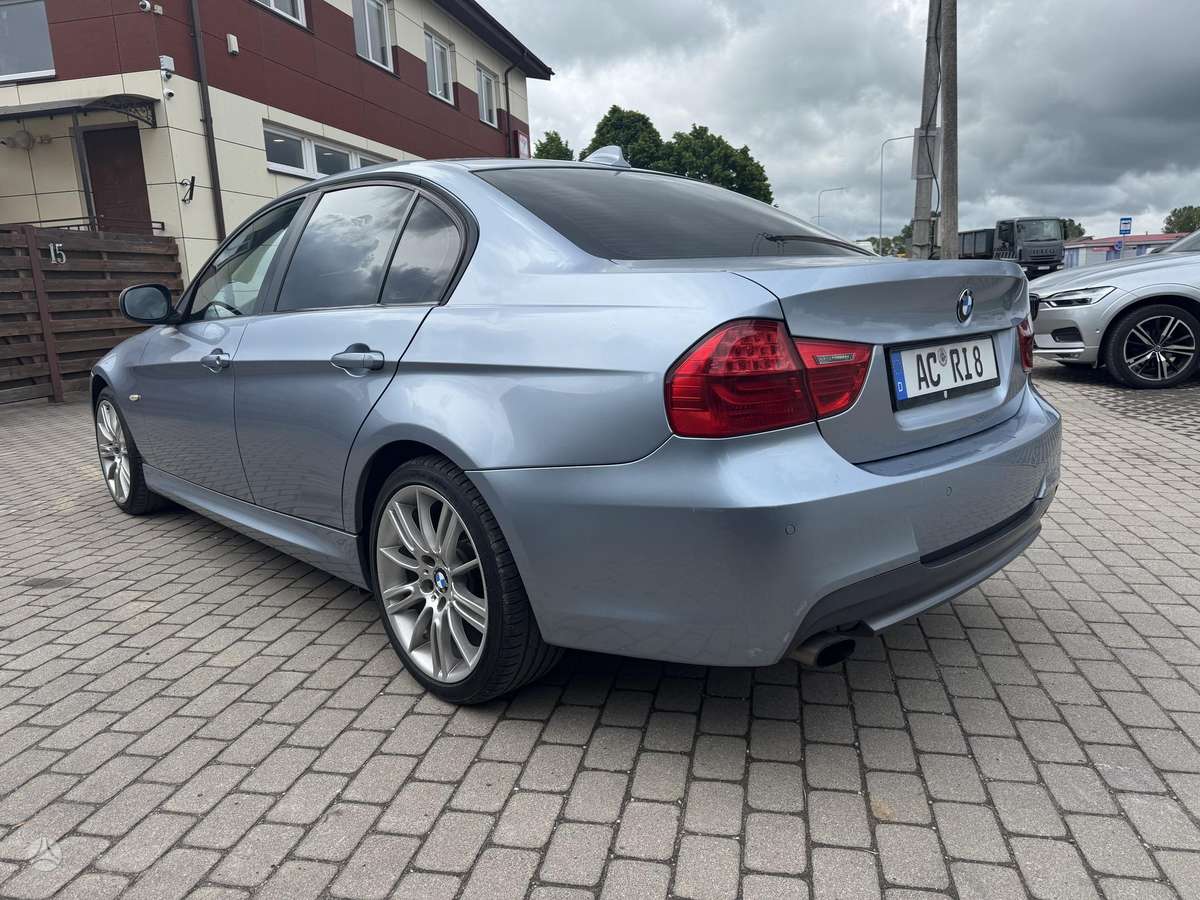 BMW 318, 2.0 l., Седан