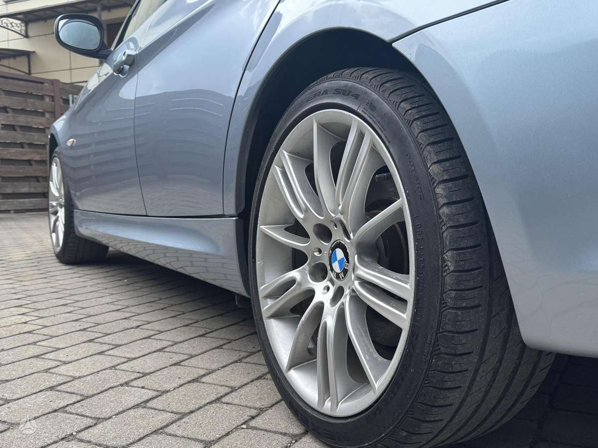 BMW 318, 2.0 l., Седан