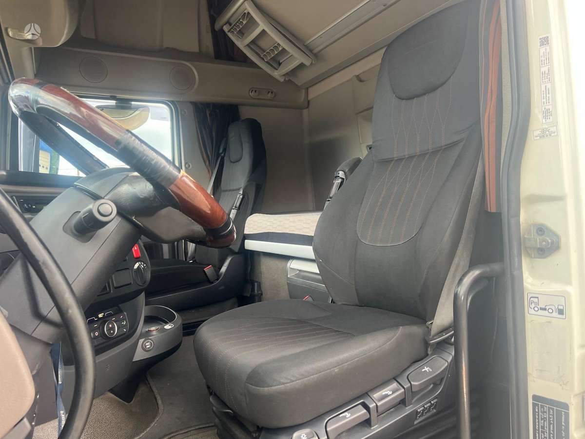 DAF XF480 / Parking klima, double sleeper