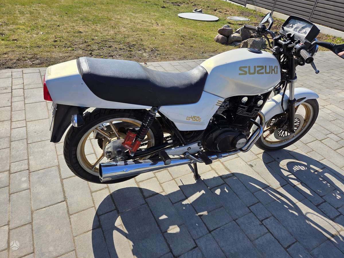 Suzuki GS 450cc, street / classic