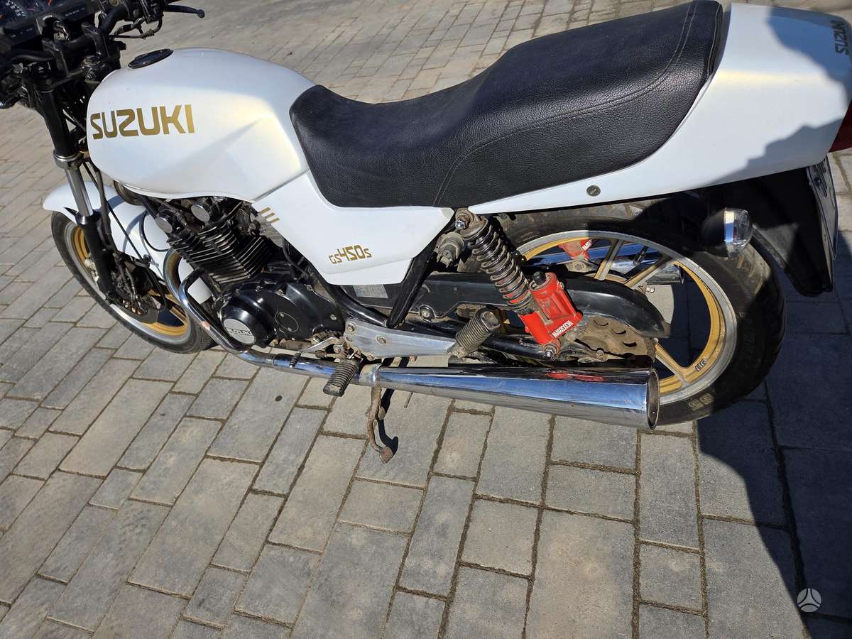 Suzuki GS 450cc, street / classic