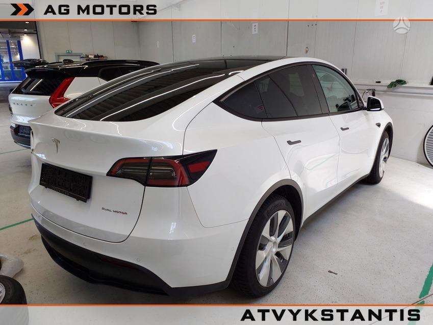 Tesla Model Y, 75 kWh, off-road / crossover