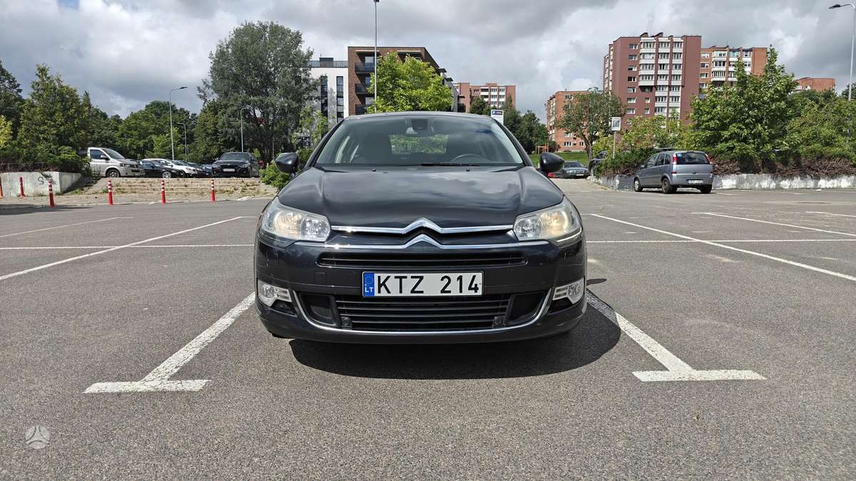 Citroen C5, 2.0 l., Седан
