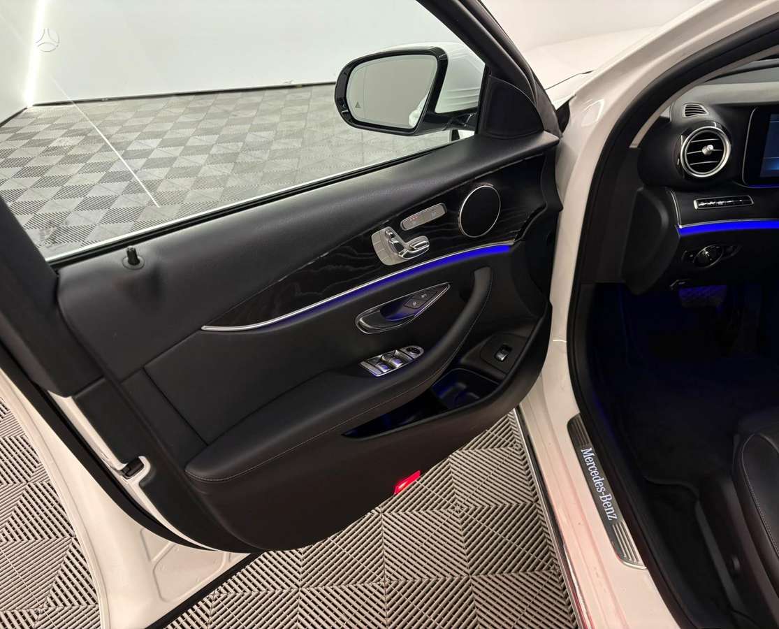 Mercedes-Benz E350, 3.0 l., Универсал