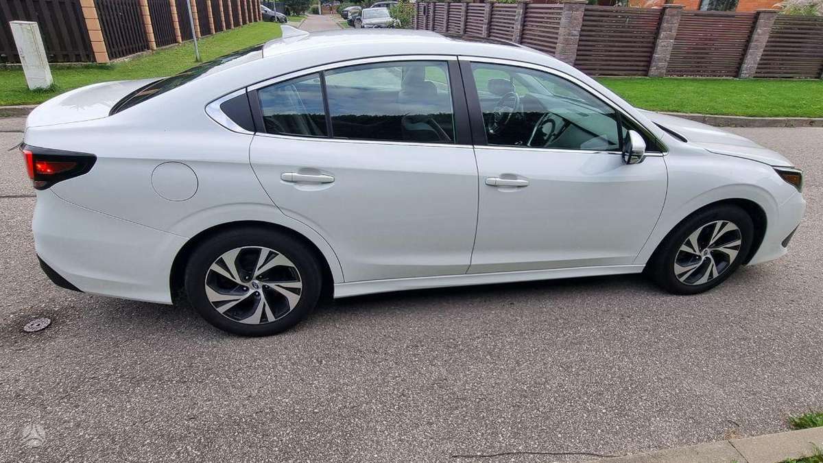 Subaru Legacy - 4