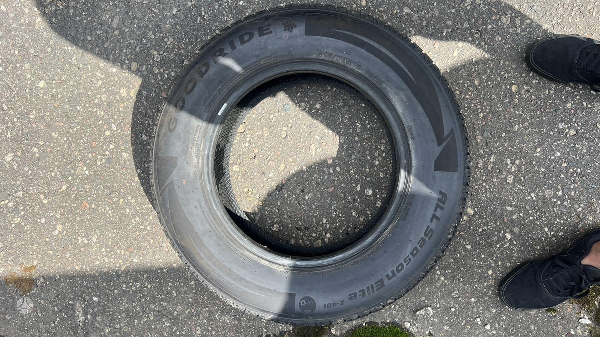 Goodride, всесезонные 215/70 R16