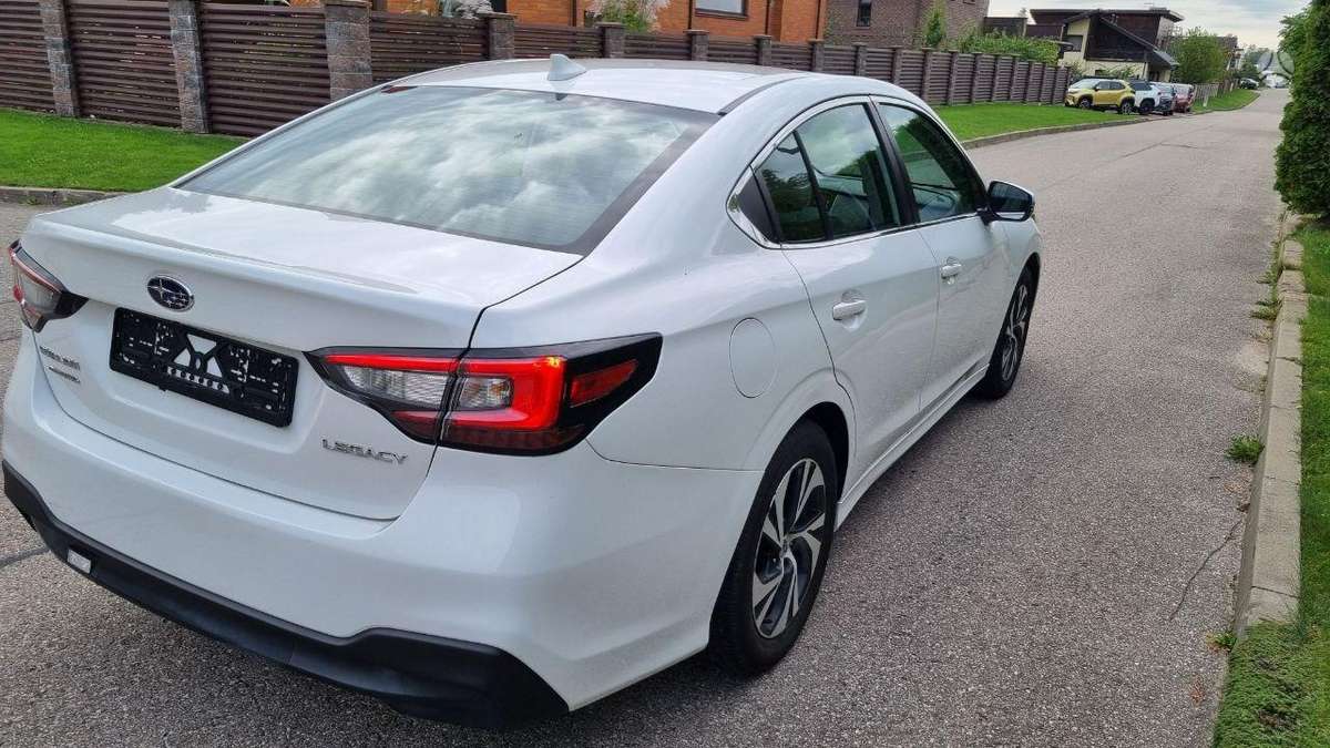 Subaru Legacy - 5