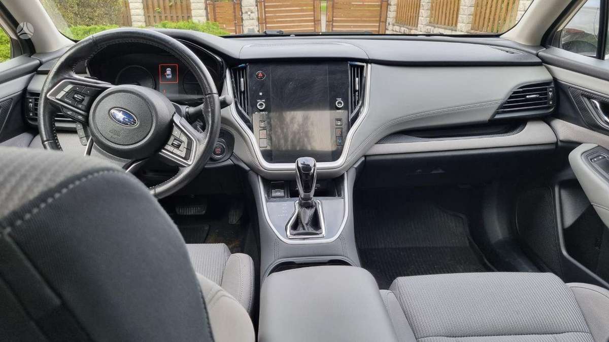 Subaru Legacy - 12