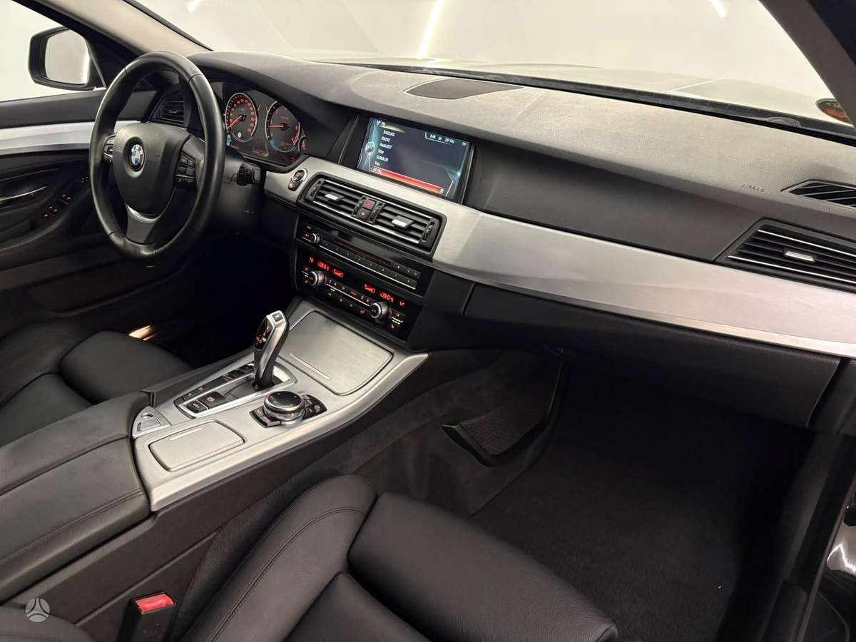 BMW 535, 3.0 l., wagon