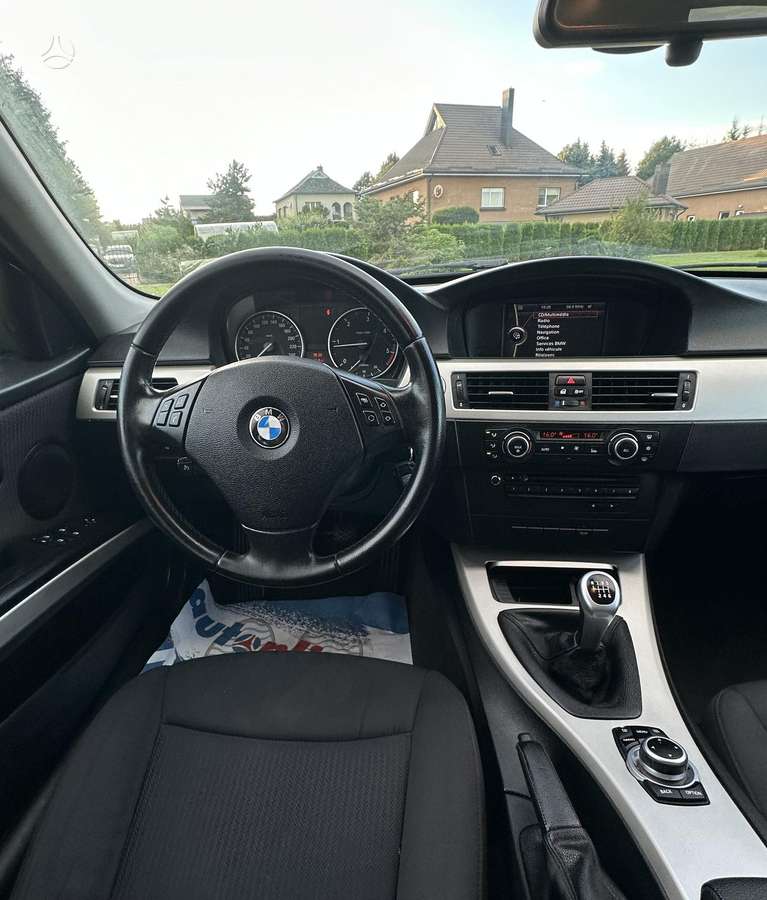 BMW 318, 2.0 l., wagon