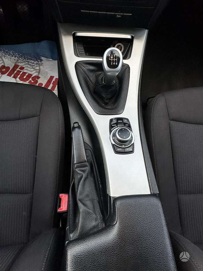BMW 318, 2.0 l., wagon