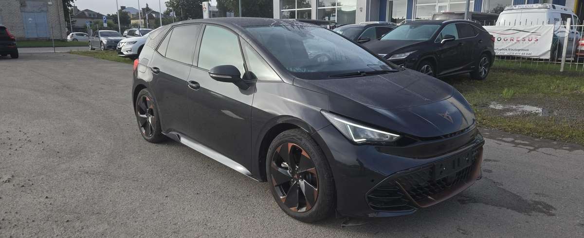 Cupra Born, 63 kWh, hatchback