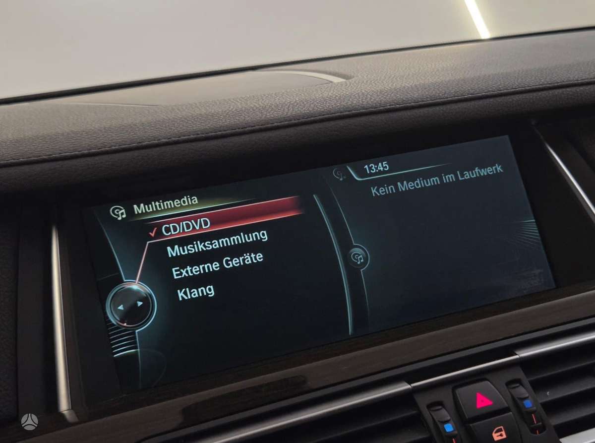 BMW 740, 3.0 l., Седан