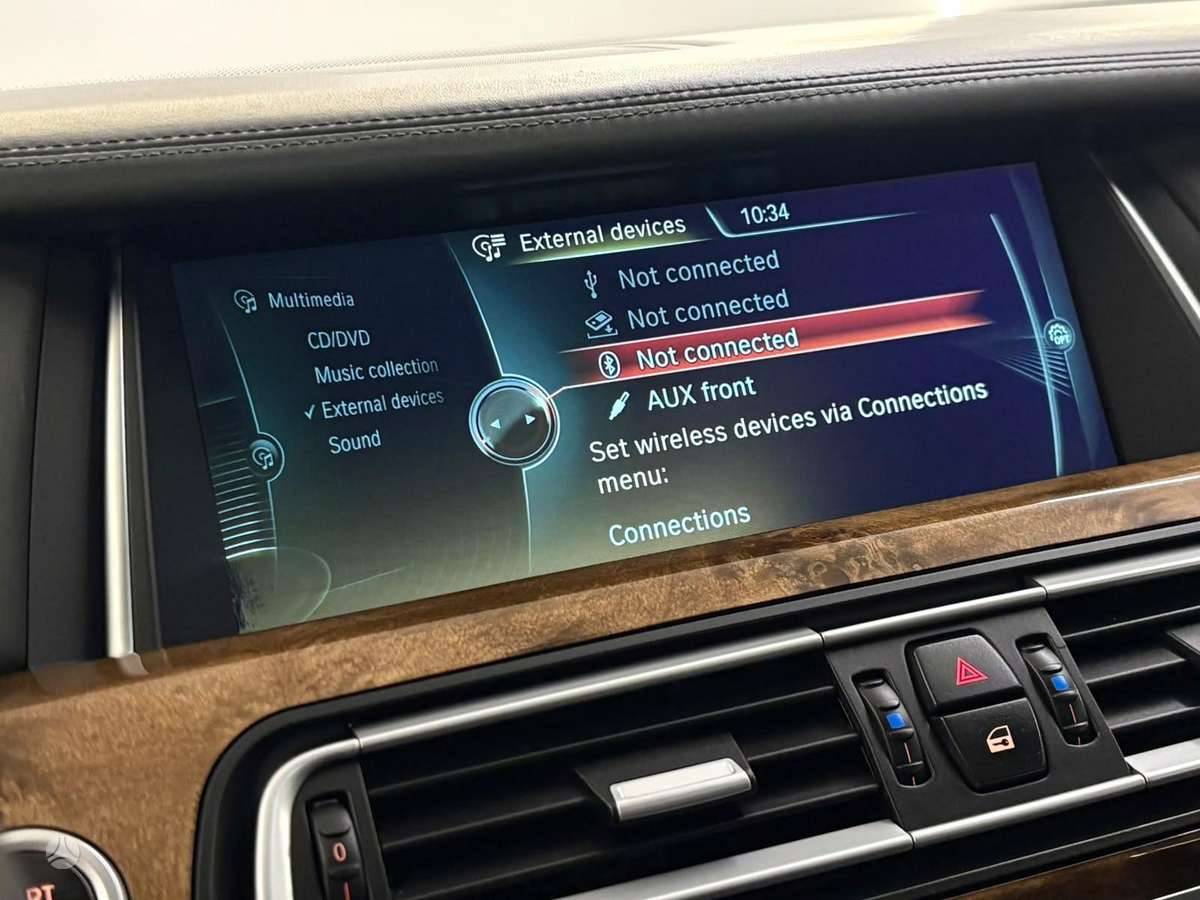 BMW 740, 3.0 l., Седан