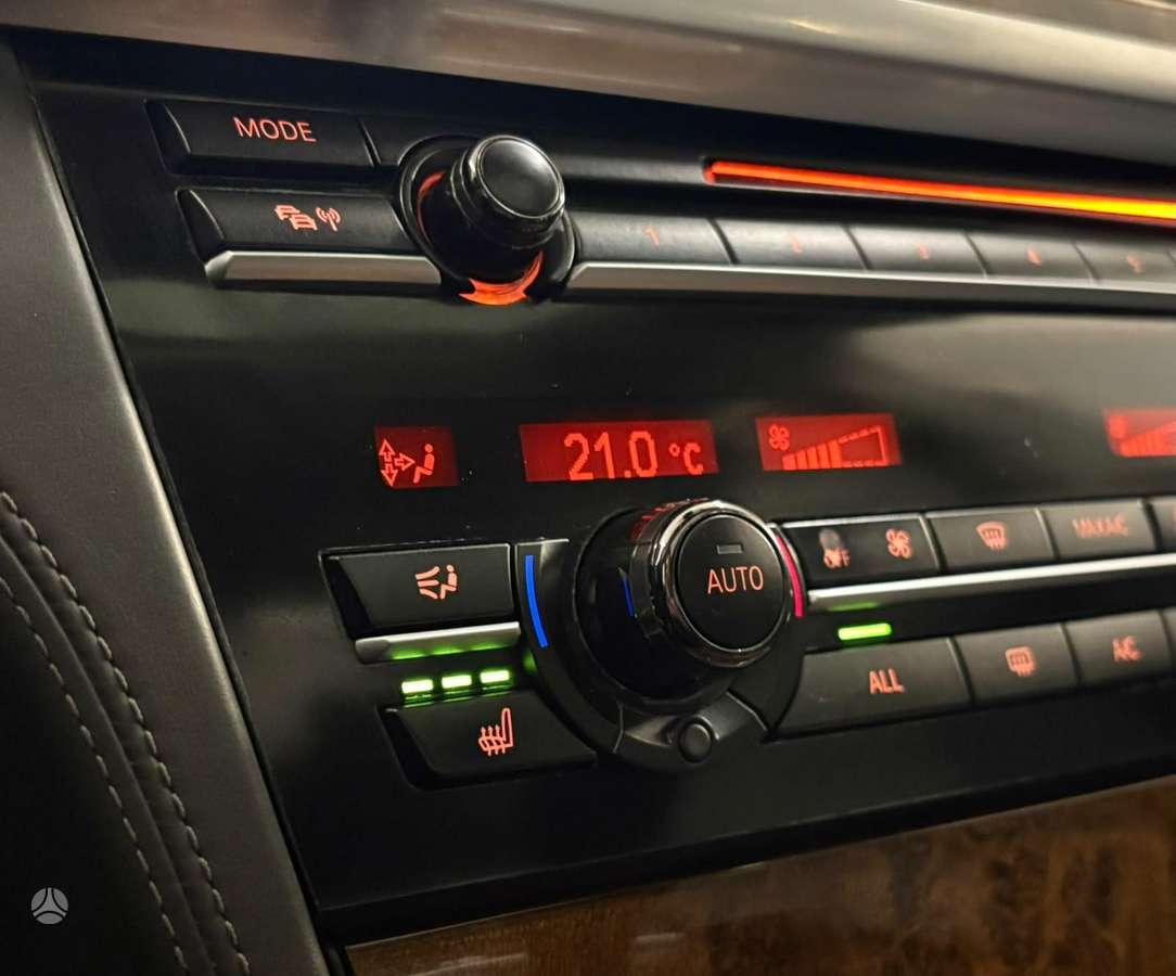 BMW 740, 3.0 l., Седан