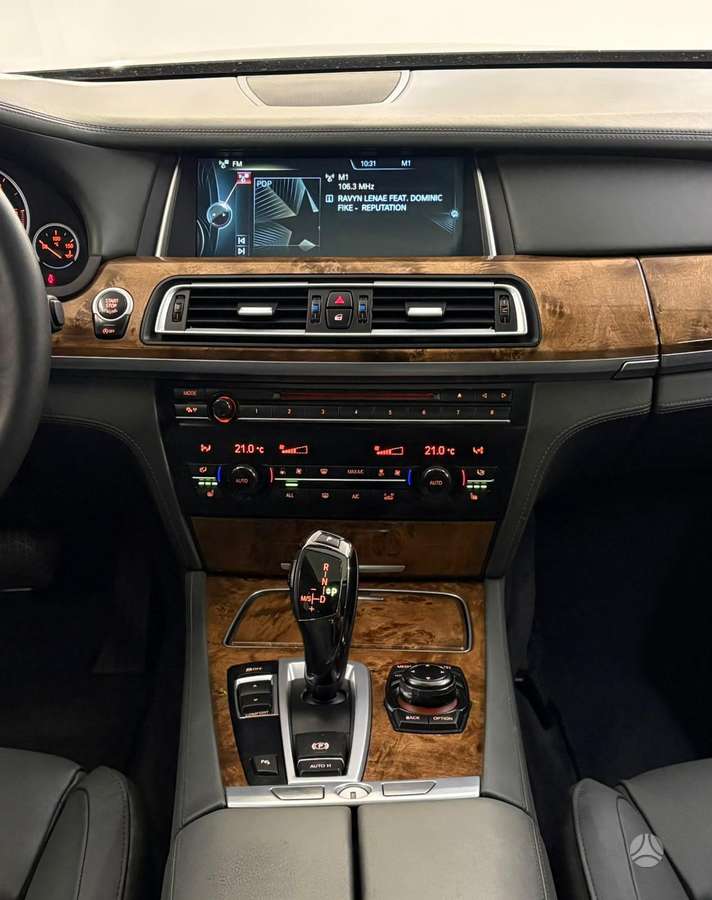 BMW 740, 3.0 l., Седан