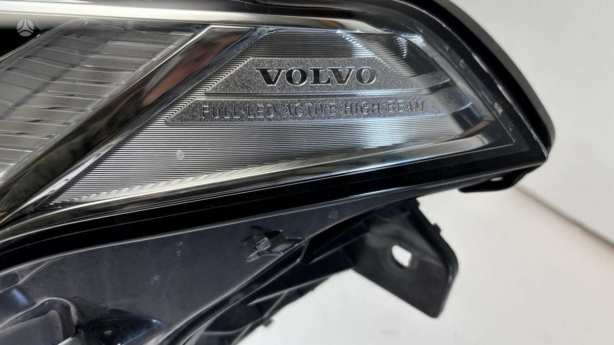 Volvo XC90, 32228688, Cen31813