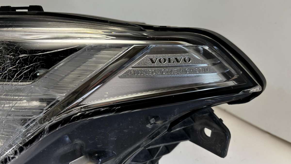 Volvo XC90, 32228688, Cen31818