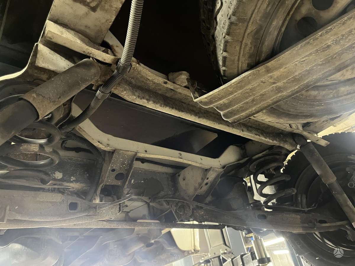 Volkswagen Transporter - 10