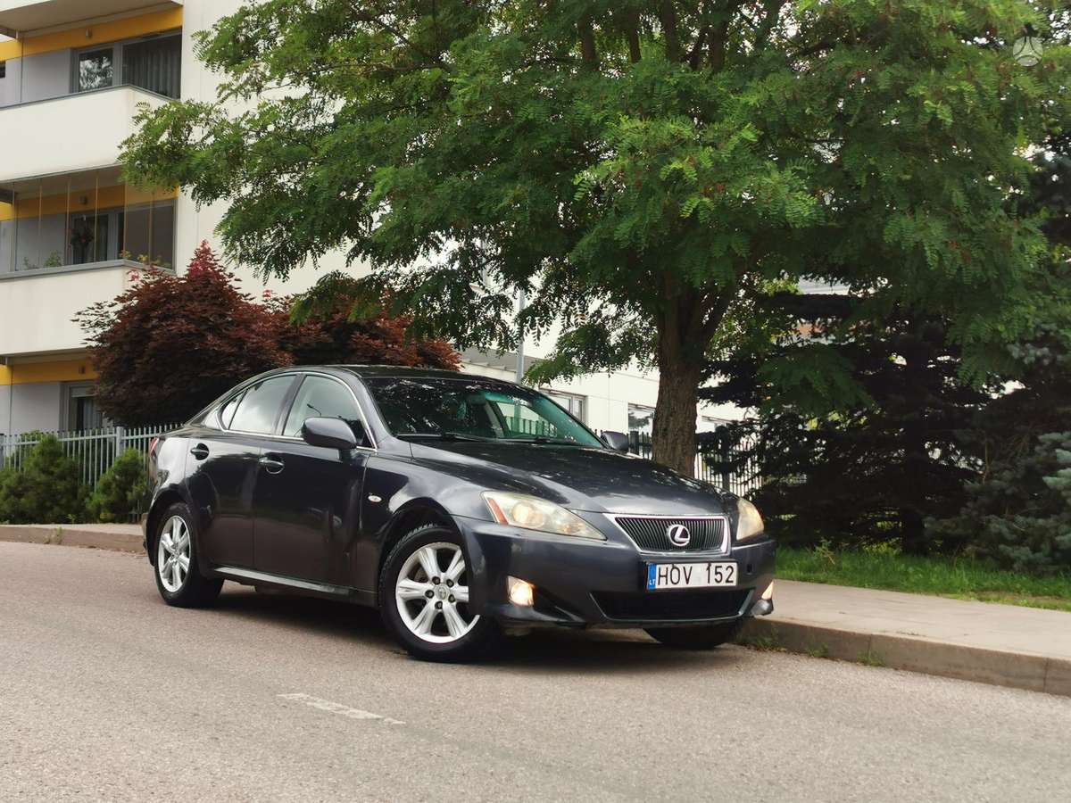 Lexus IS 220, 2.2 l., Седан