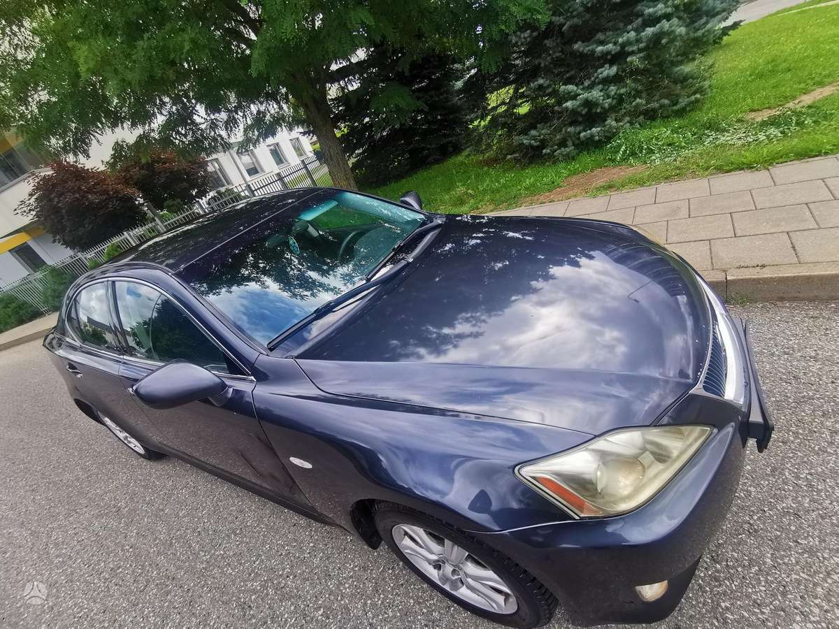 Lexus IS 220, 2.2 l., Седан