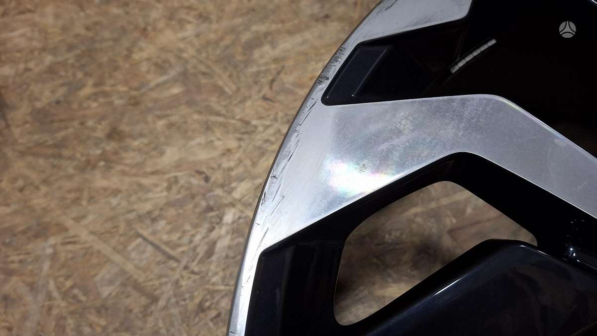 Audi Q8 e-tron, 4KE601025A, Cen32062