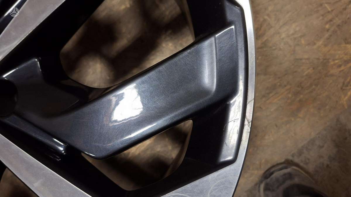 Audi Q8 e-tron, 4KE601025A, Cen32062
