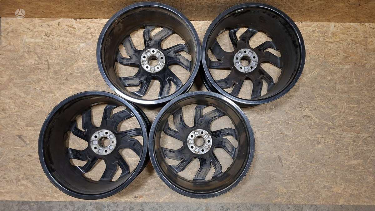 Audi Q8 e-tron, 4KE601025A, Cen32062
