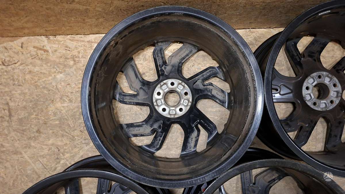 Audi Q8 e-tron, 4KE601025A, Cen32062