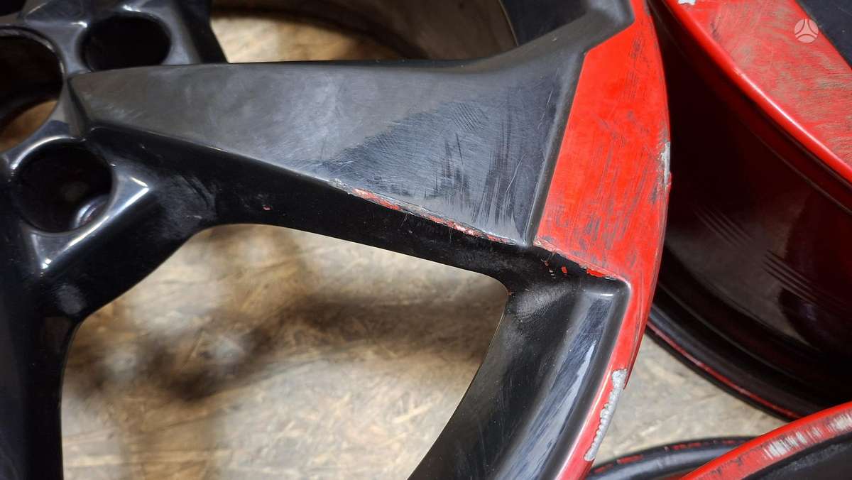 Audi R8, 8V0601025ES, Cen32063