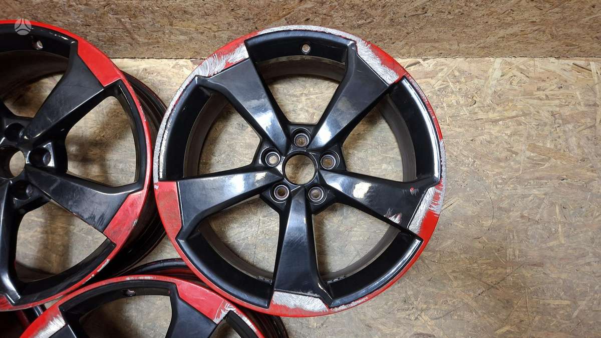 Audi R8, 8V0601025ES, Cen32063