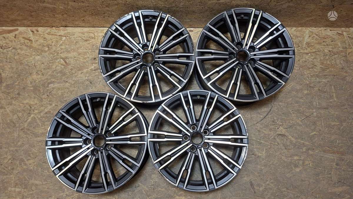 BMW 3 serija, 8089891, Cen32064