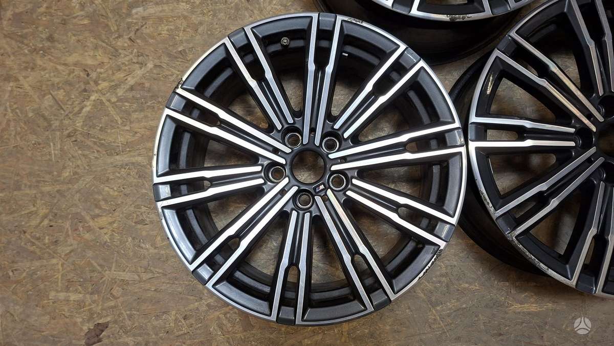 BMW 3 serija, 8089891, Cen32064