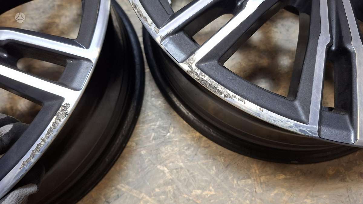 BMW 3 serija, 8089891, Cen32064