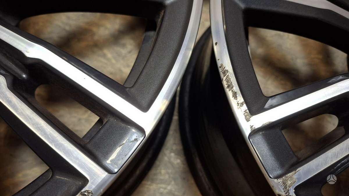 BMW 3 serija, 8089891, Cen32064