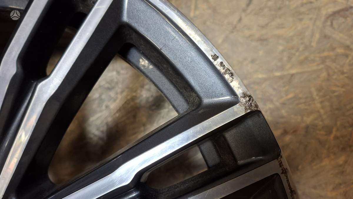 BMW 3 serija, 8089891, Cen32064