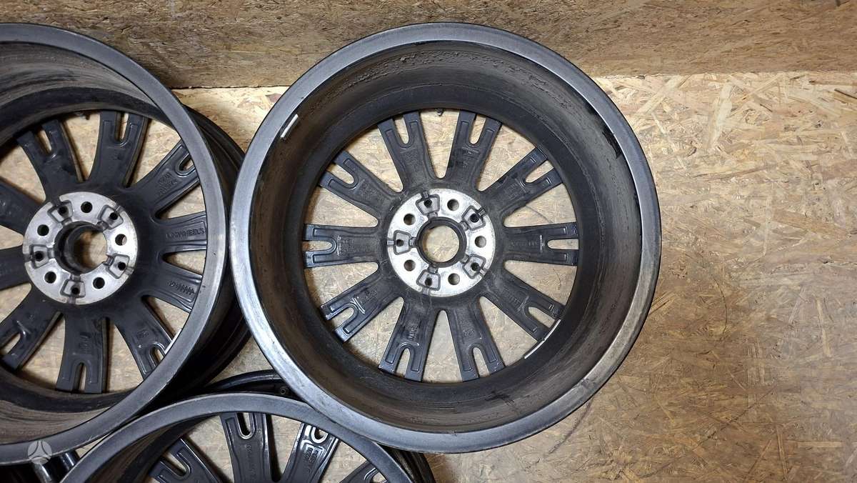 BMW 3 serija, 8089891, Cen32064