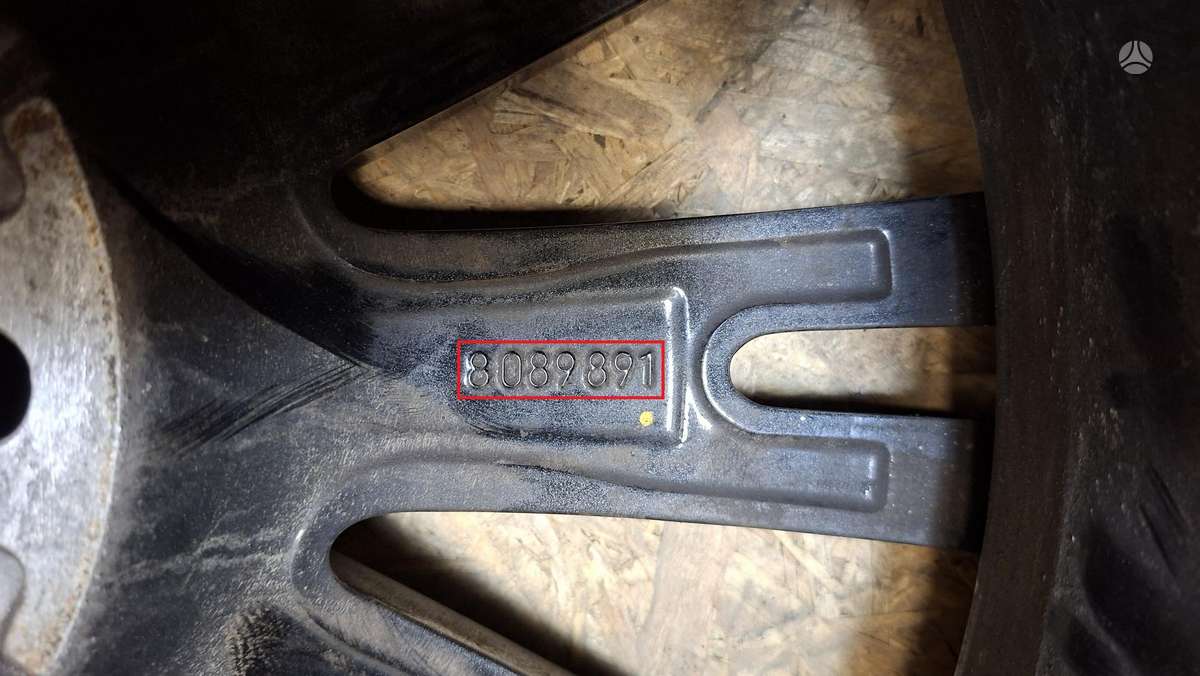 BMW 3 serija, 8089891, Cen32064