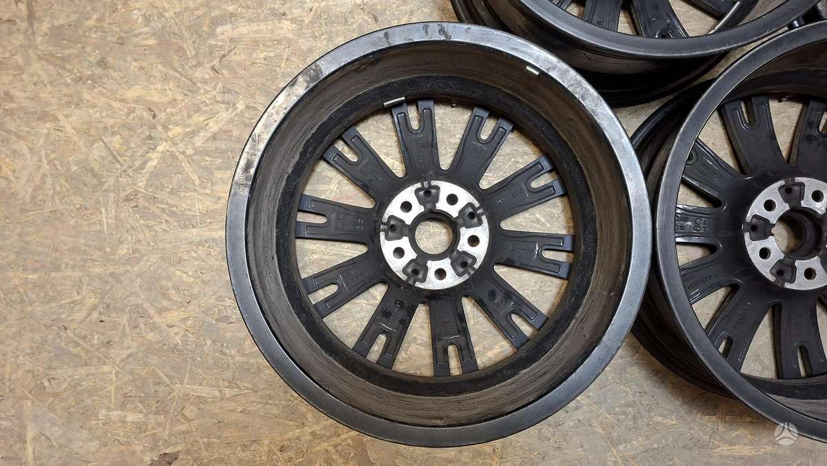 BMW 3 serija, 8089891, Cen32064