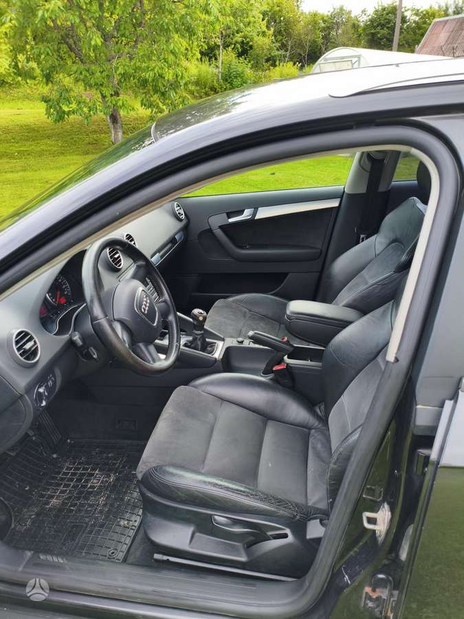 Audi A3, 1.8 l., Хэтчбек