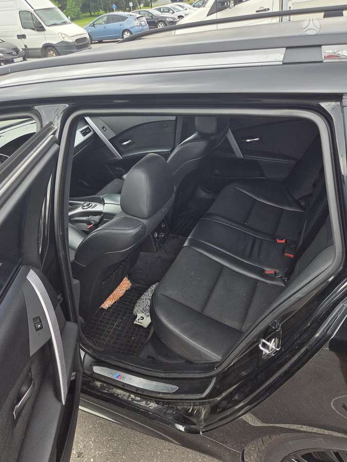 BMW 530, 2.5 l., wagon