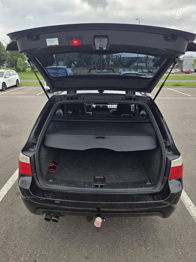 BMW 530, 2.5 l., wagon