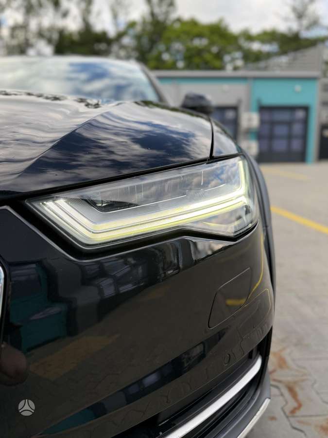 Audi A6 allroad, 3.0 l., Универсал