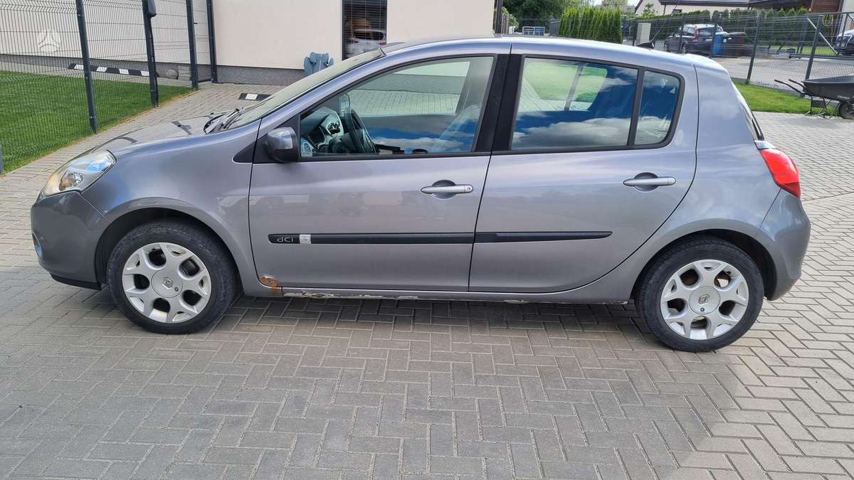 Renault Clio - 3